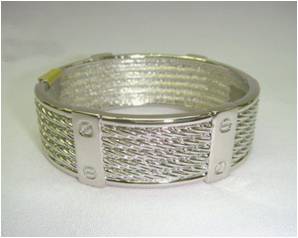 Click here for more on Fashion Metal Bangles